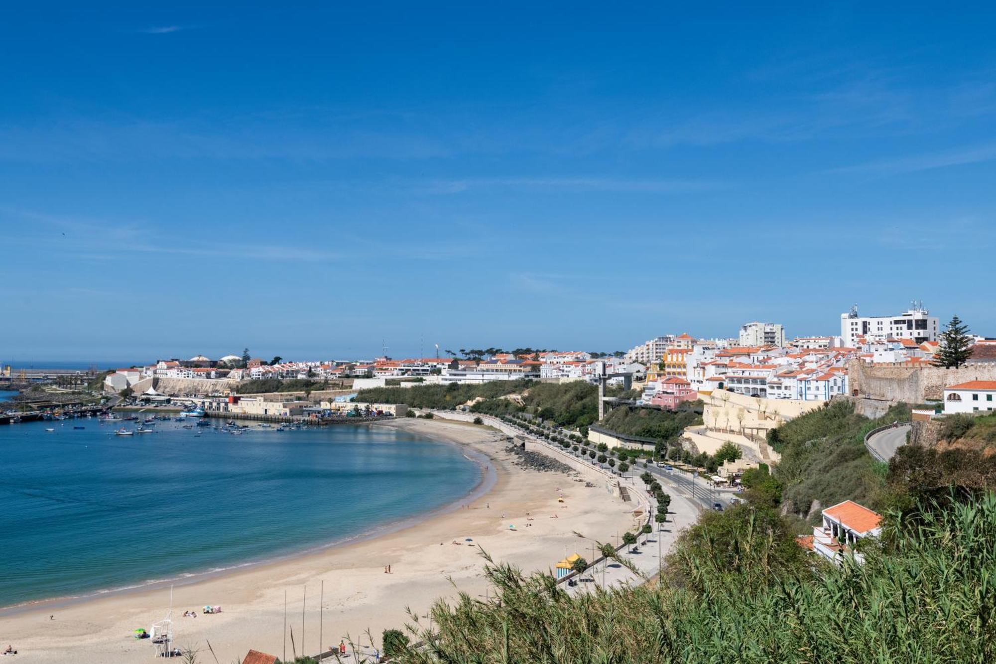 Sines Beach Front Villa Экстерьер фото